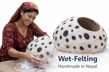 Luxurious Merino Wool Cat Cave - Image 2