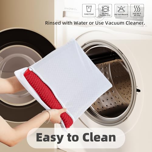 TYUU Christmas Bathroom Rugs Non Slip Washable, Super Absorbent Thin Bath Mat - Image 5
