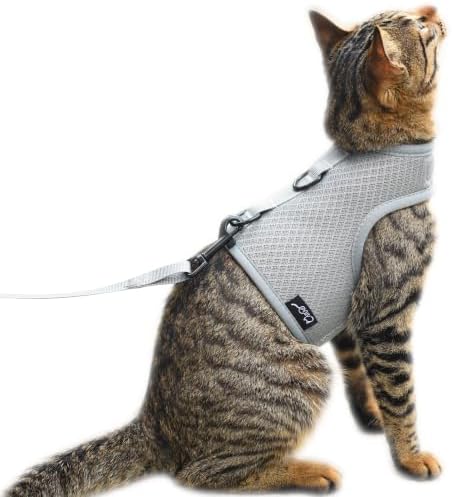 Cat Harness and Leash Set for Walking Escape Proof by YizhiMiaow