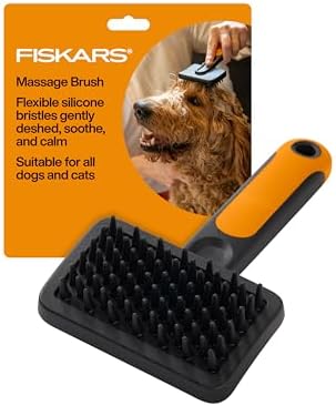 Fiskars Pet, Cat and Dog Brush, Fine Bristles & SoftGrip Handle by Unknown