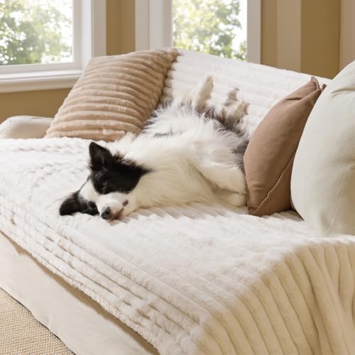 Bedsure ComfyFleece® Waterproof Blanket - Image 2