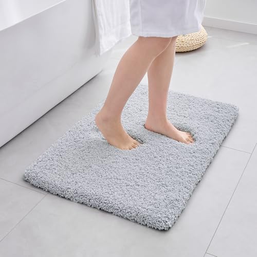 ILANGO Bathroom Rugs 24" × 17", Extra Soft Absorbent Microfiber Bath Rugs by ILANGO