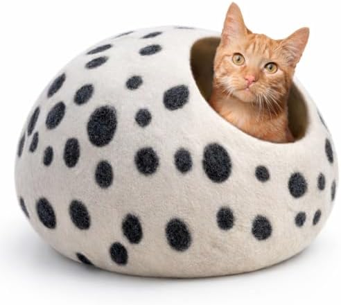 Luxurious Merino Wool Cat Cave - Image 6