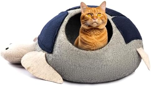 Luxurious Merino Wool Cat Cave by Woolygon