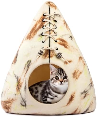 Luxurious Merino Wool Cat Cave by Woolygon