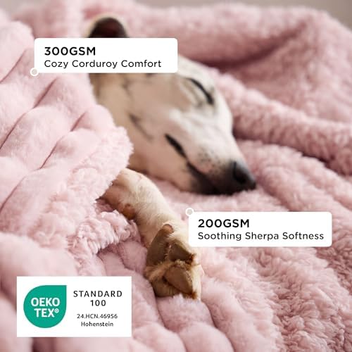 Bedsure ComfyFleece® Waterproof Dog Blankets - Image 2