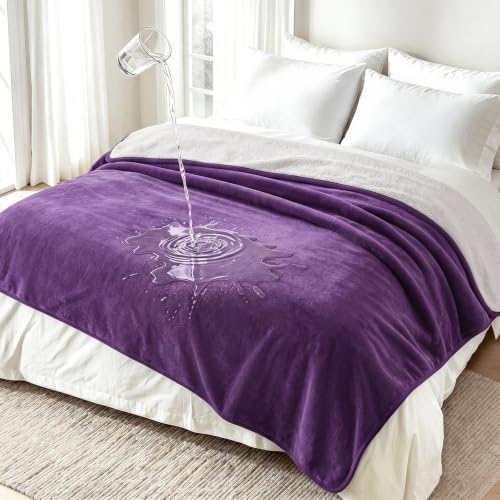 Luciphia Waterproof Pet Blanket, Washable Reversible Sherpa Fleece Throw by luciphia