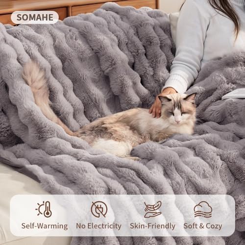 SOMAHE Soft Faux Fur Cat Blanket, Small 22x18 Dark Gray - Image 5