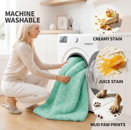 ILANGO Bathroom Rugs 48" × 24", Extra Soft Absorbent Microfiber Bath Rugs - Image 3