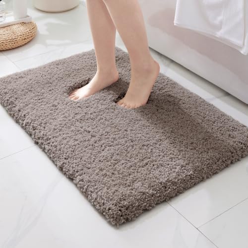 ILANGO Bathroom Rugs 32" × 20", Extra Soft Absorbent Microfiber Bath Rugs by ILANGO
