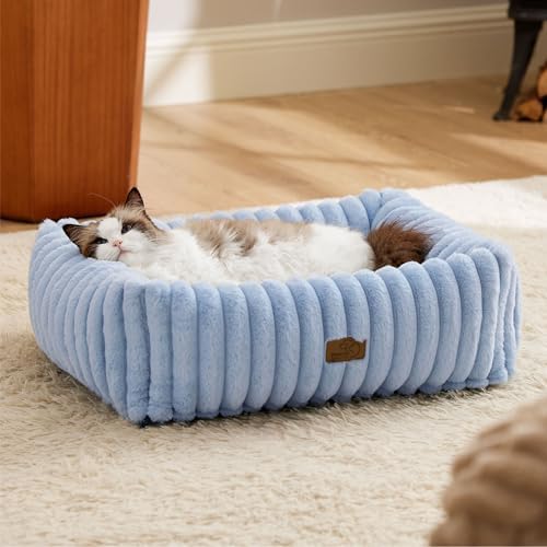 Bedsure ComfyFleece® Cute Dog Bed by BEDSURE